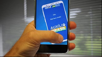 Aplicativo do Auxílio Brasil - Foto: Ache Concursos