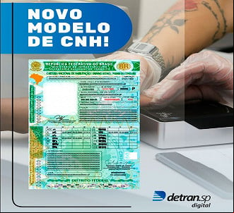 Novo modelo de CNH começa a ser emitido dia 01/06/22 - Fonte: Detran/SP Novo modelo de CNH começa a ser emitido dia 01/06/22 - Fonte: Detran/SP