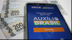 Empréstimo consignado do Auxílio Brasil é aprovado na Câmara; quando começa?