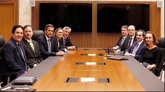 Da esquerda para a direita: Paulo Souza, Fabio Kanczuk, Roberto Campos Neto, Fernanda Nechio, João Manoel Pinho de Mello, Otávio Damaso, Maurício Moura, Bruno Serra , Carolina Barros. Créditos: Divulgação/Banco Central Da esquerda para a direita: Paulo Souza, Fabio Kanczuk, Roberto Campos Neto, Fernanda Nechio, João Manoel Pinho de Mello, Otávio Damaso, Maurício Moura, Bruno Serra , Carolina Barros. Créditos: Divulgação/Banco Central