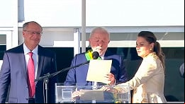 Lula sanciona lei que aumenta pena para crimes contra Juízes, Promotores e Oficiais de Justiça Lula sanciona lei que aumenta pena para crimes contra Juízes, Promotores e Oficiais de Justiça